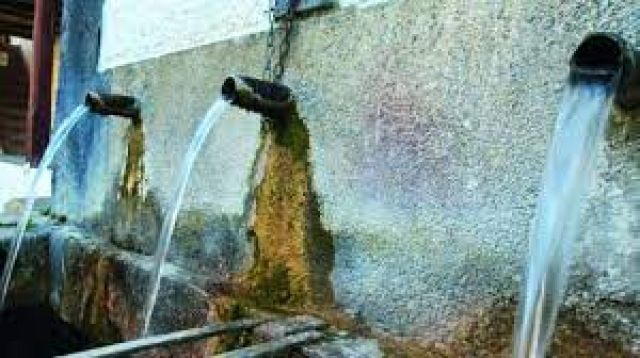 Чешми в радомирско и трънско бълват некачествена вода Чешми в радомирско и трънско бълват некачествена вода