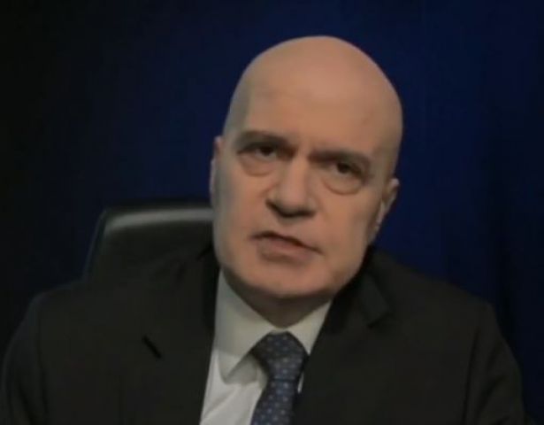 Слави Трифонов: ще управляваме сами. Ето ги новите министри