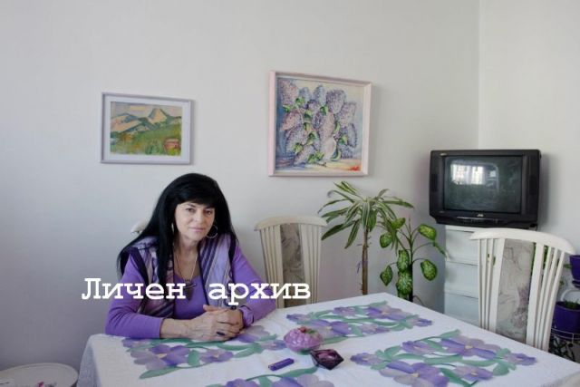 Проф. д-р Спаска Зафирова: Покрай празниците и делниците ни стават по-усмихнати и по-заредени Проф. д-р Спаска Зафирова: Покрай празниците и делниците ни стават по-усмихнати и по-заредени
