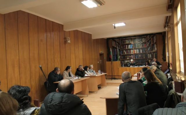 Новата такса смет на брезничани се размина Новата такса смет на брезничани се размина