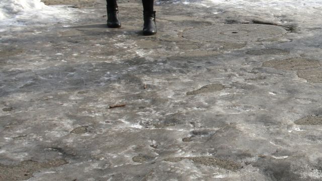 Ледено е. Ето как да ходим, за да избегнем травми