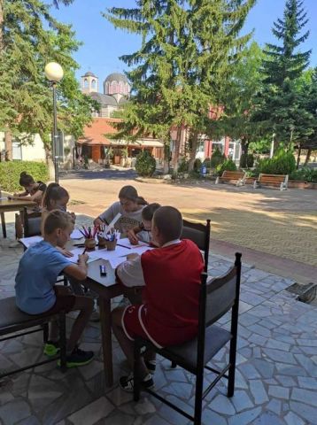 Децата на Брезник се запознаха с древен занаят