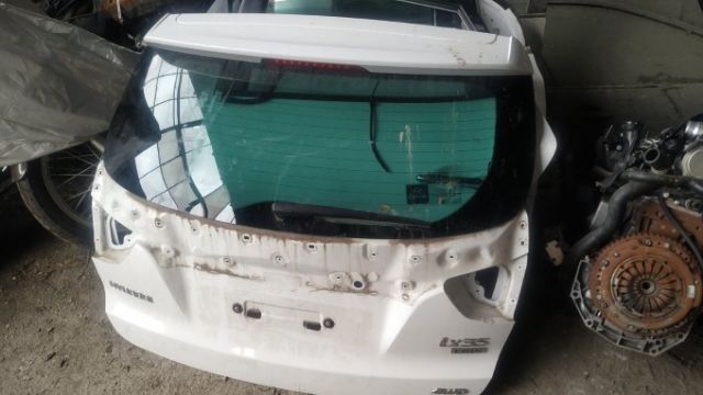 Намериха поредната скъпа кола в пернишка автоморга