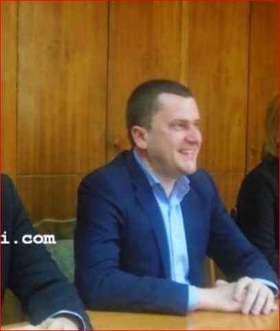 Новоизбраният кметски екип на Перник сътвори първия си медиен гаф