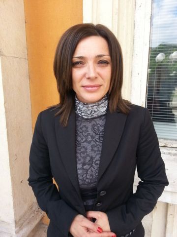 Милена Миланова: „Темата за закриването на кметствата Калкас, Църква, Бела вода и Изток бе изкуствено поставенa на дневен ред“ Милена Миланова: „Темата за закриването на кметствата Калкас, Църква, Бела вода и Изток бе изкуствено поставенa на дневен ред“