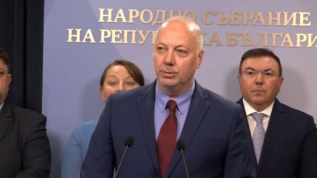 Желязков и Радев пишат на Брюксел, че искаме еврото Желязков и Радев пишат на Брюксел, че искаме еврото