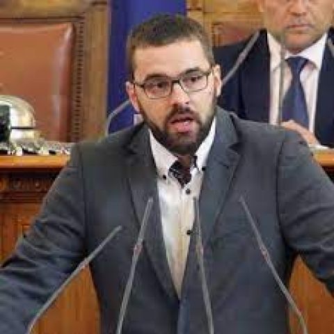 Левият вот в Перник ще се повтори. Нинова отново заложи на Мирчев