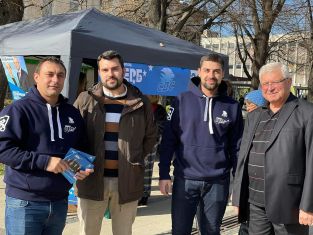 Избирателите да гласуват доверие на политиците, които са доказали, че ще  се справят и с кризите