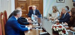 Радев връчва мандата на 1 юли 