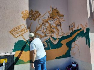 Рисуват приказки на фасадите на детските градини в Перник