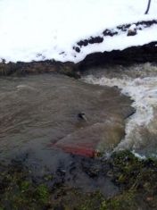 Дъждът активизира свлачище и причини авария на водопровод