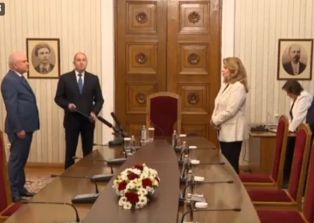 Главчев отива при Радев утре