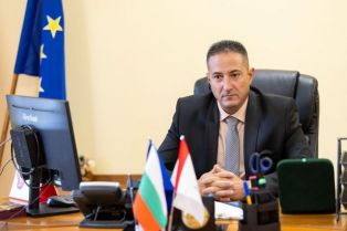 Стоев иска тленните останки на Гаврил Радомир да бъдат положени в Радомир